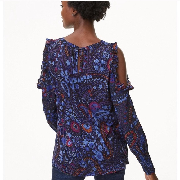 Cold Shoulder Loft Blouse - Picture 3 of 5